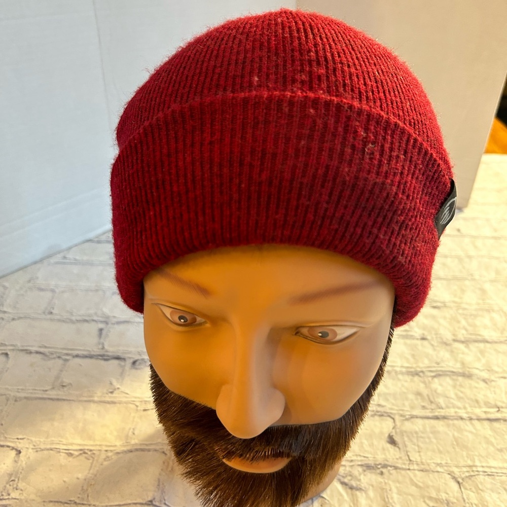 WOLVERINE MENS VINTAGE USA MADE BURGUNDY 100% ACRYLIC BEANIE ONE SIZE